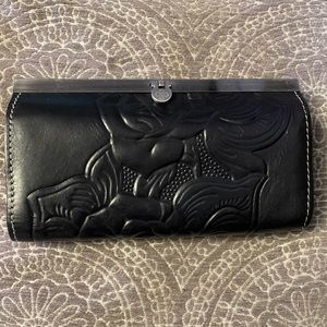 Patricia Nash tooled leather wallet
